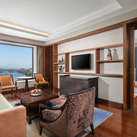 Crowne Plaza Huangshan Yucheng, an IHG Hotel Exterior foto