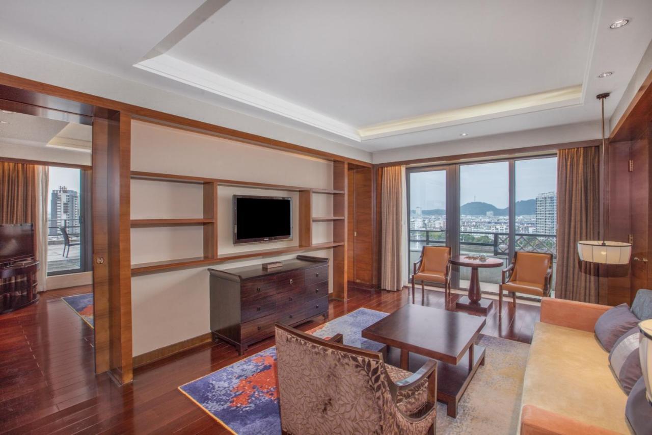 Crowne Plaza Huangshan Yucheng, an IHG Hotel Exterior foto