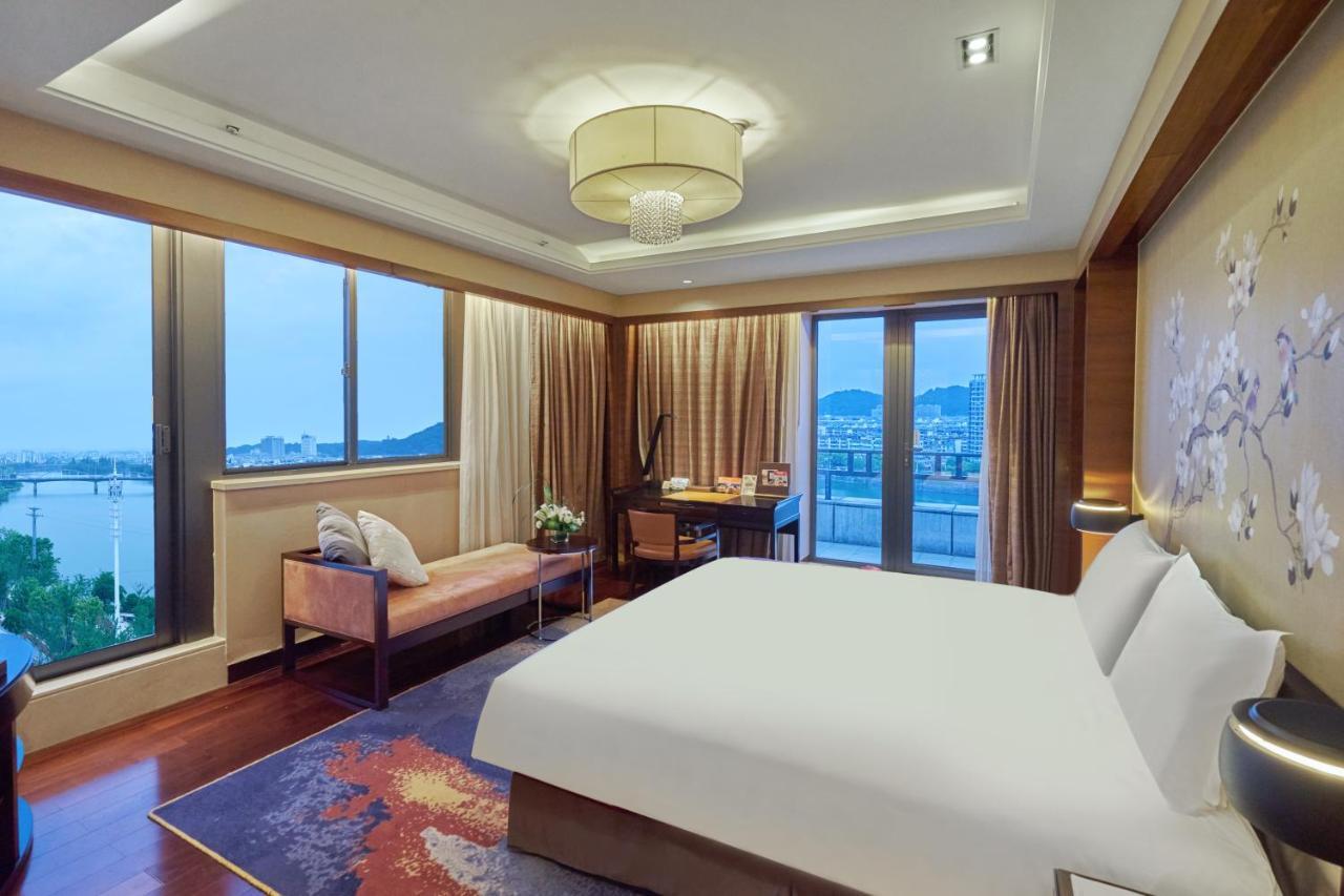 Crowne Plaza Huangshan Yucheng, an IHG Hotel Exterior foto