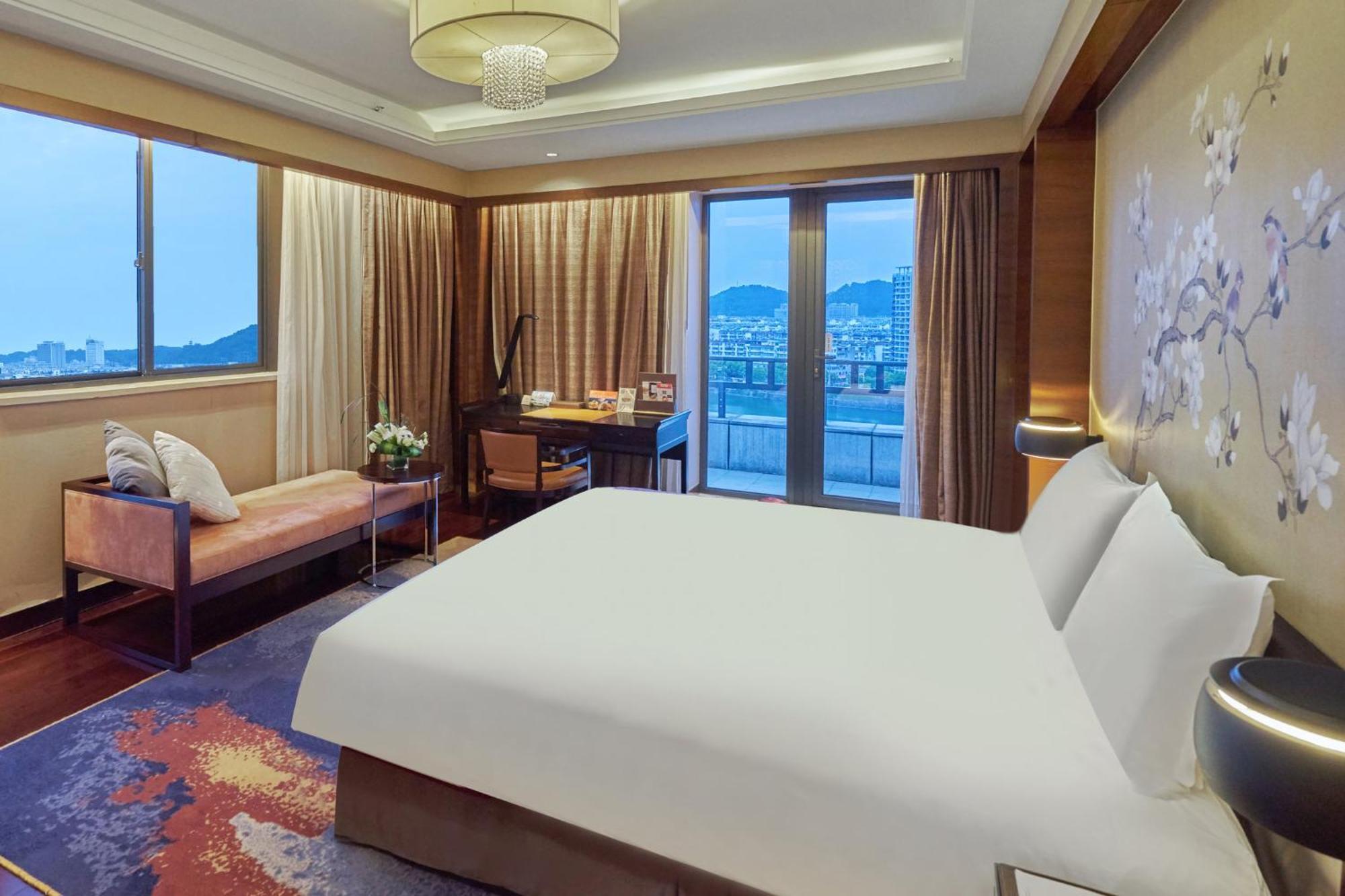 Crowne Plaza Huangshan Yucheng, an IHG Hotel Exterior foto